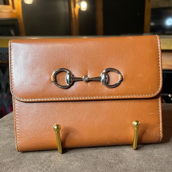 Gucci brown horsebit hardware compact wallet